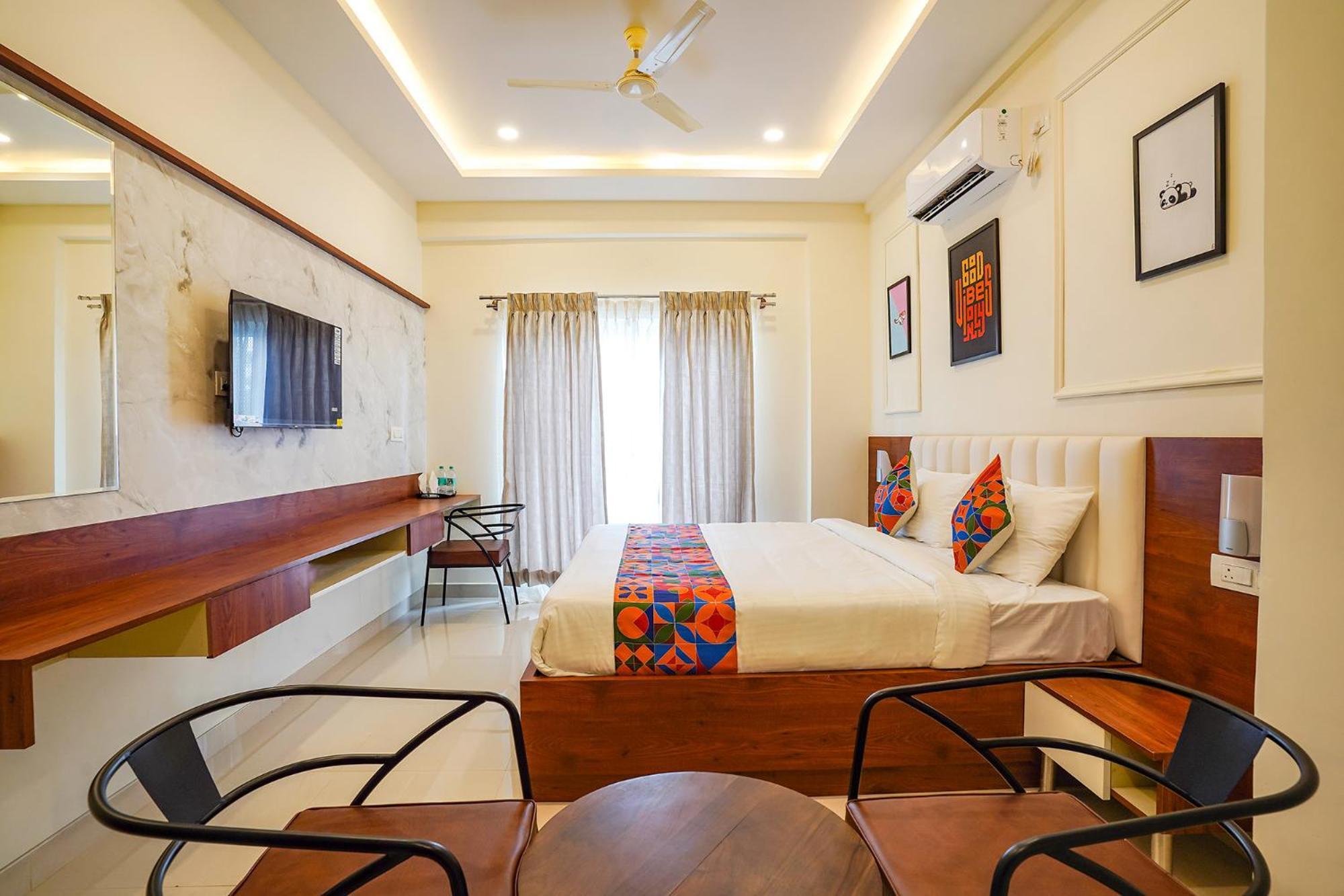 Fabhotel Memories Inn Bangalore Exterior photo