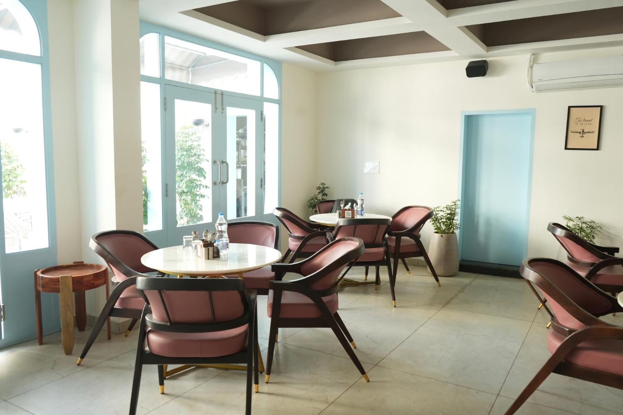 Fabhotel Memories Inn Bangalore Exterior photo